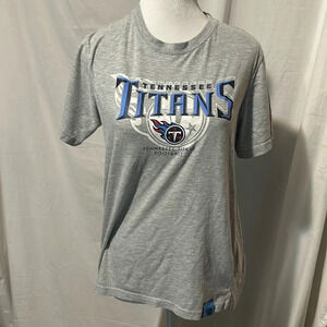 Kids gray NFL Tennessee Titans tshirt size xl